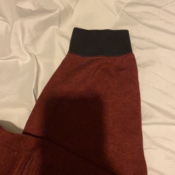 burgundy Men’s Amnesia sweat pants - Picture 3 of 4